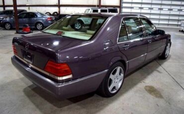 Mercedes-Benz-S-Class-Berline-1993-4