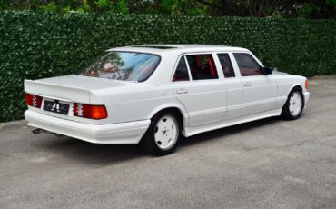 Mercedes-Benz-S-Class-Limousine-1986-14