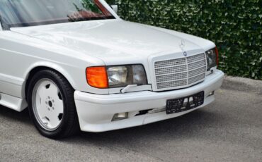 Mercedes-Benz-S-Class-Limousine-1986-17