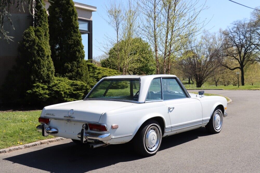 Mercedes-Benz-SL-Class-1969-7