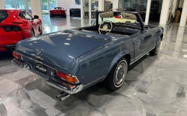 Mercedes-Benz-SL-Class-1969-7