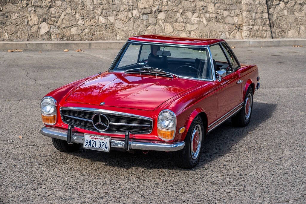 Mercedes-Benz-SL-Class-1970-12