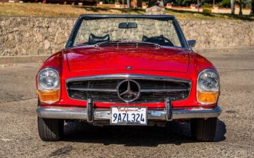 Mercedes-Benz-SL-Class-1970-15