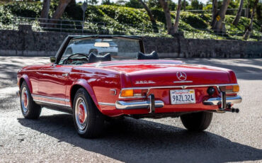 Mercedes-Benz-SL-Class-1970-18