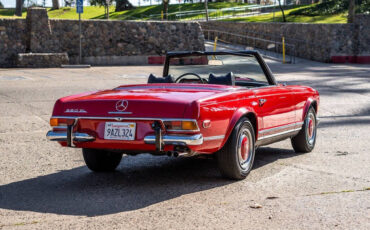 Mercedes-Benz-SL-Class-1970-20