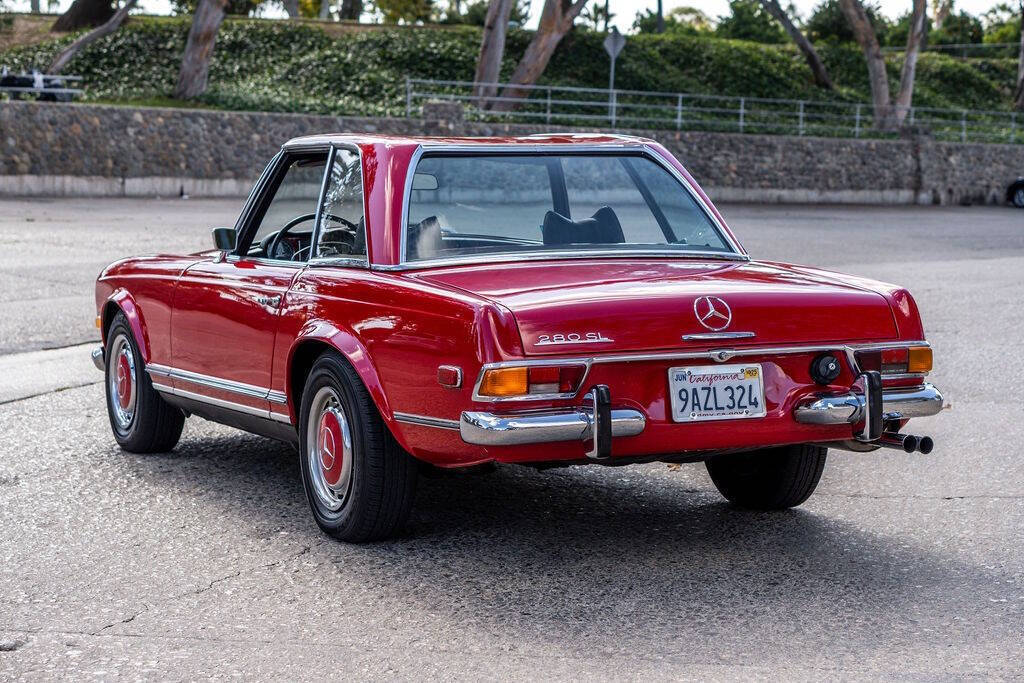 Mercedes-Benz-SL-Class-1970-3