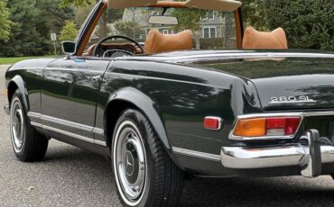 Mercedes-Benz-SL-Class-1970-37