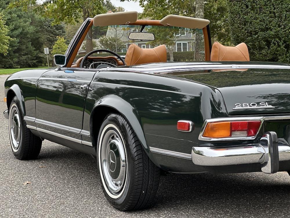 Mercedes-Benz-SL-Class-1970-37