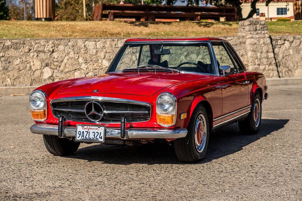 Mercedes-Benz-SL-Class-1970-8