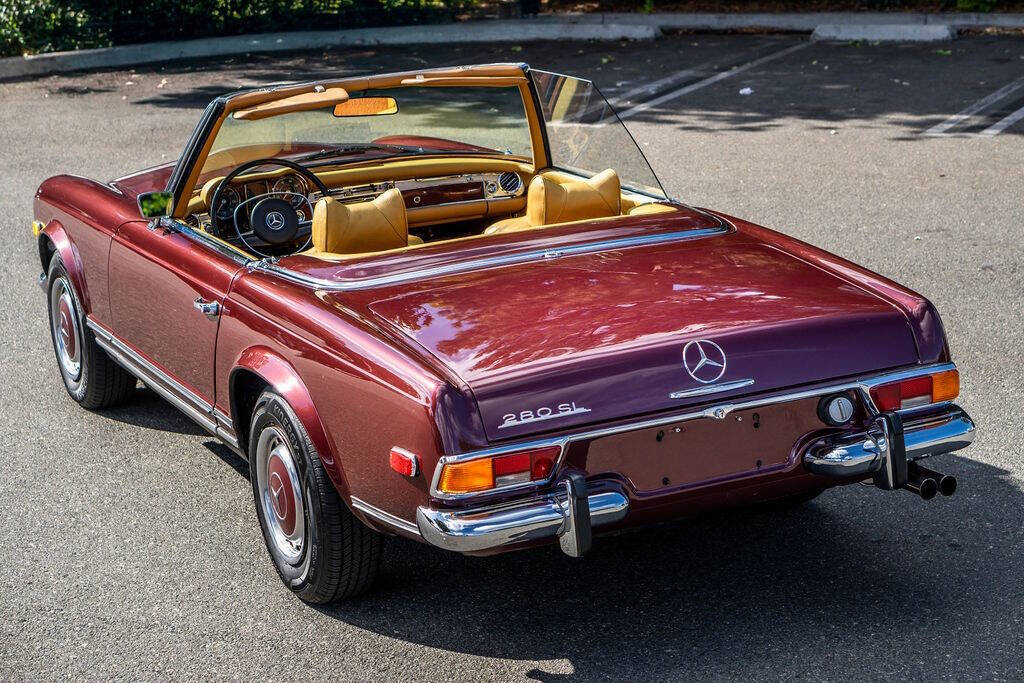 Mercedes-Benz-SL-Class-1971-11