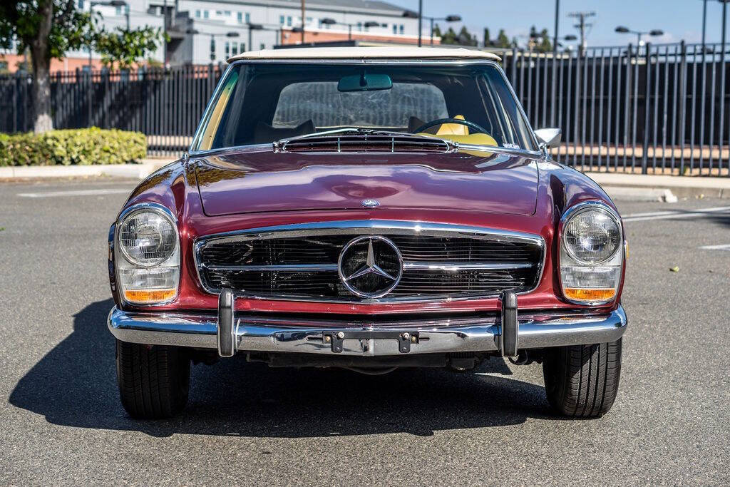 Mercedes-Benz-SL-Class-1971-12