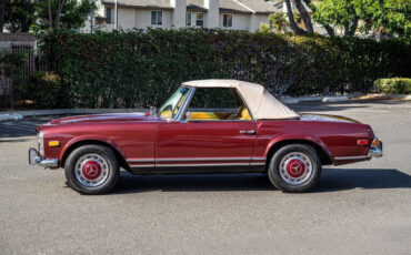 Mercedes-Benz-SL-Class-1971-14