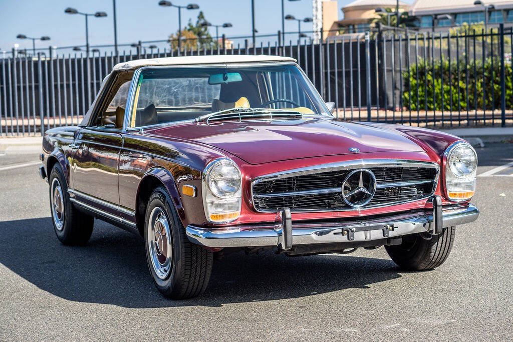 Mercedes-Benz-SL-Class-1971-19