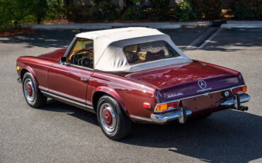 Mercedes-Benz-SL-Class-1971-22