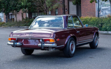 Mercedes-Benz-SL-Class-1971-28