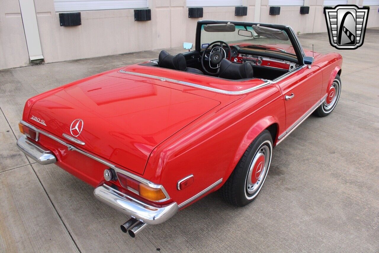 Mercedes-Benz-SL-Class-1971-28