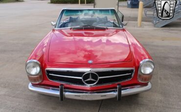 Mercedes-Benz-SL-Class-1971-31