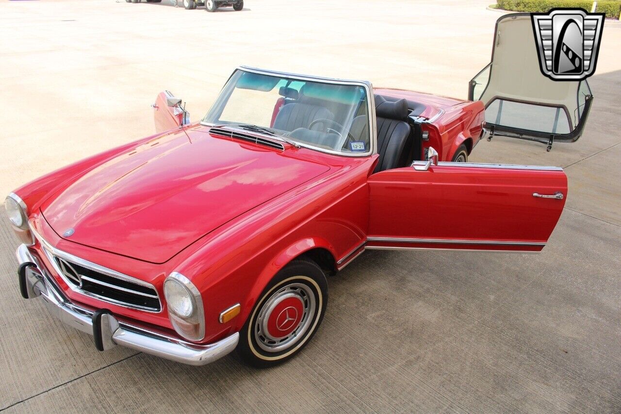 Mercedes-Benz-SL-Class-1971-33