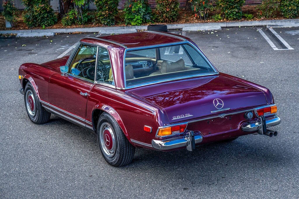 Mercedes-Benz-SL-Class-1971-34