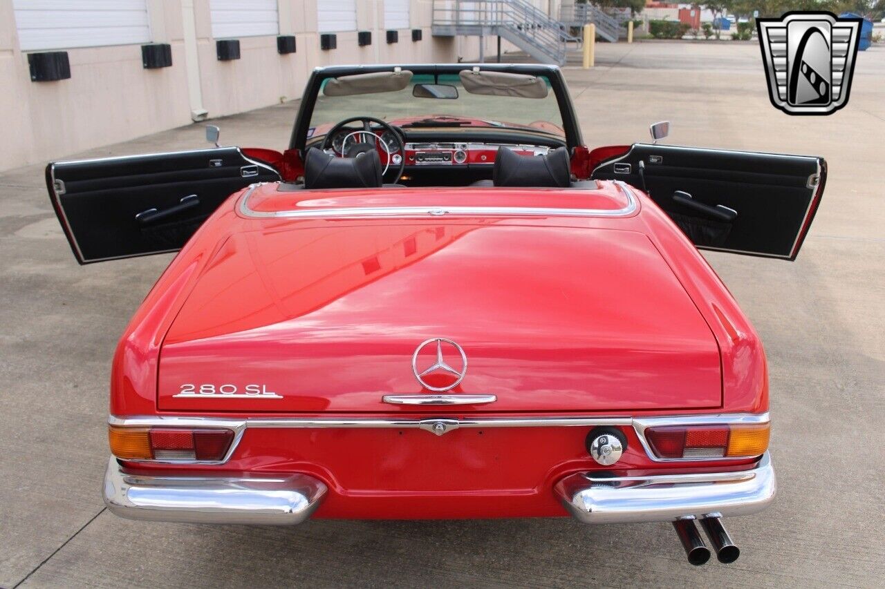 Mercedes-Benz-SL-Class-1971-35