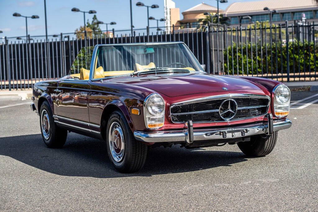 Mercedes-Benz-SL-Class-1971-8