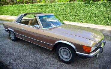 Mercedes-Benz-SL-Class-1972-30