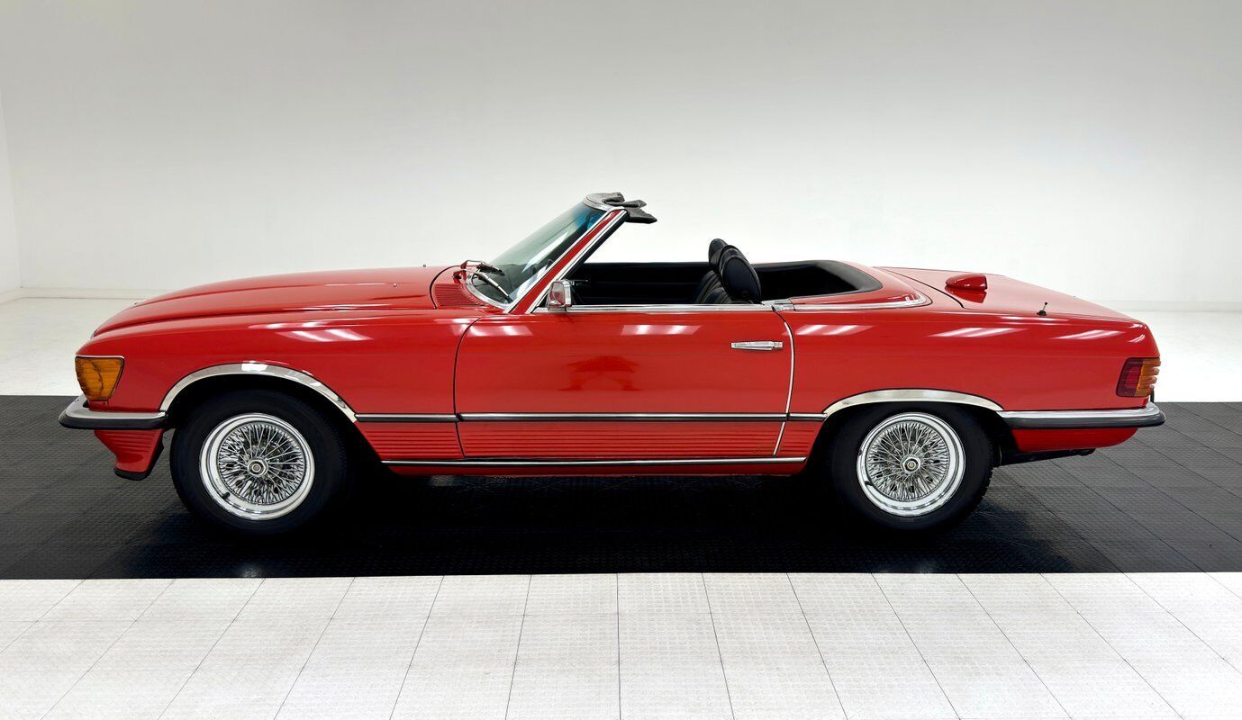 Mercedes-Benz-SL-Class-1972-5