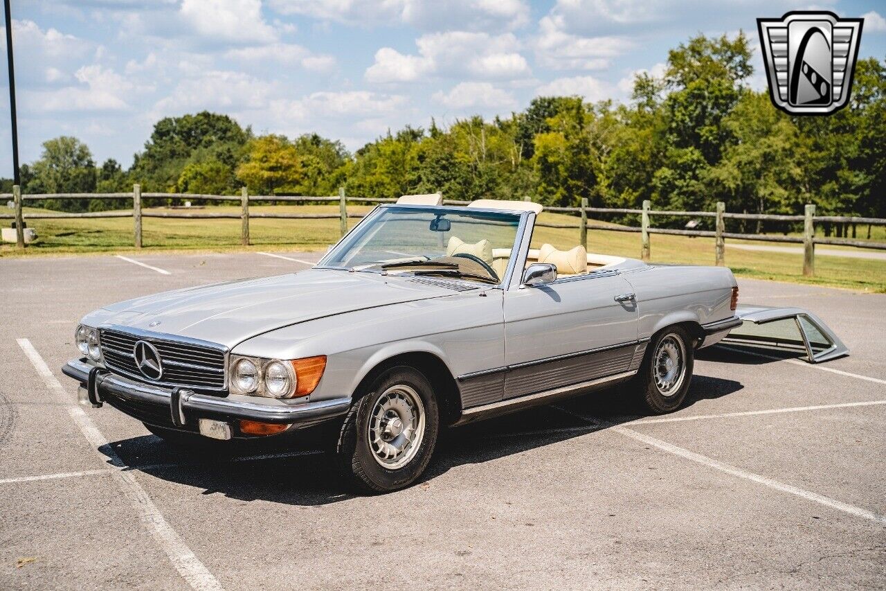 Mercedes-Benz-SL-Class-1973-10