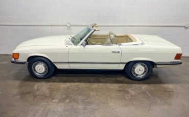 Mercedes-Benz-SL-Class-1973-3