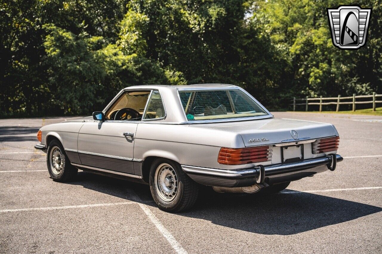 Mercedes-Benz-SL-Class-1973-4