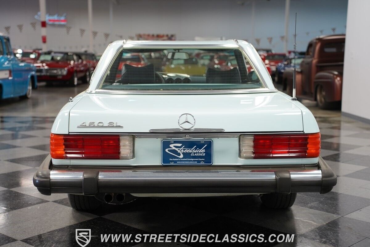 Mercedes-Benz-SL-Class-1975-10