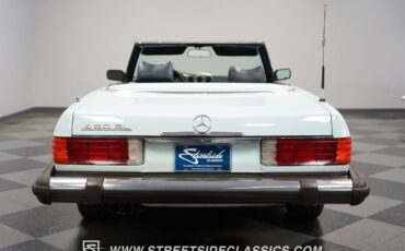 Mercedes-Benz-SL-Class-1975-11