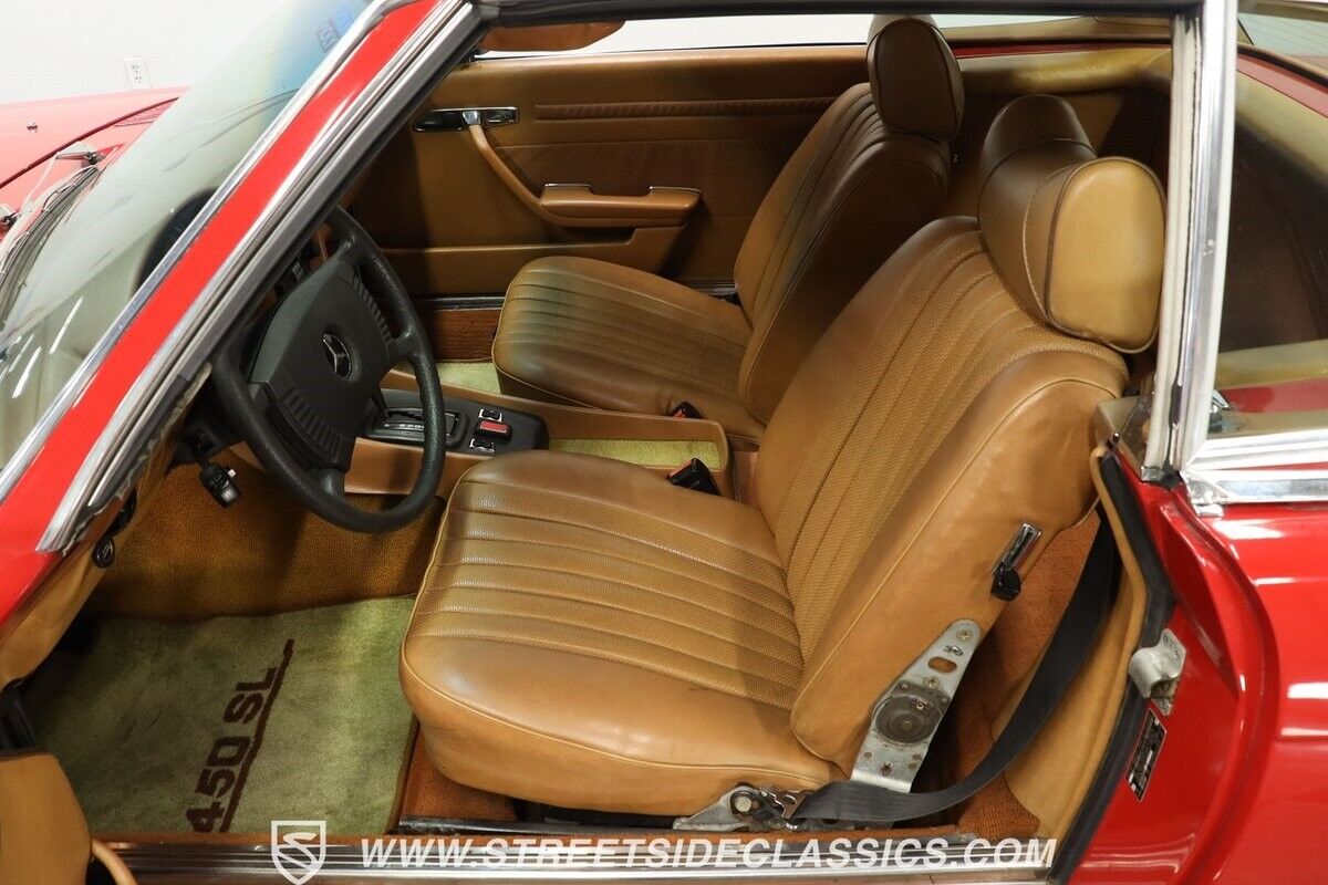 Mercedes-Benz-SL-Class-1975-4