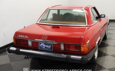 Mercedes-Benz-SL-Class-1975-9