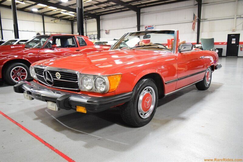 Mercedes-Benz-SL-Class-1977-1