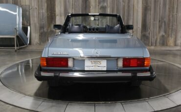 Mercedes-Benz-SL-Class-1979-12