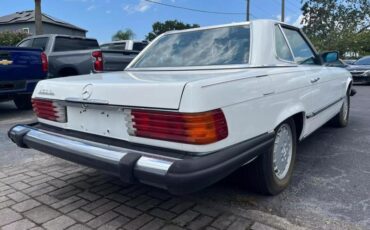 Mercedes-Benz-SL-Class-1980-11