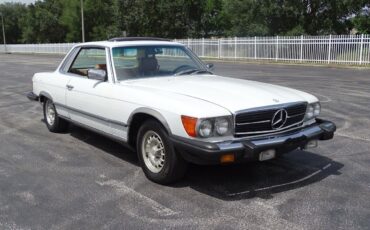 Mercedes-Benz-SL-Class-1980-9