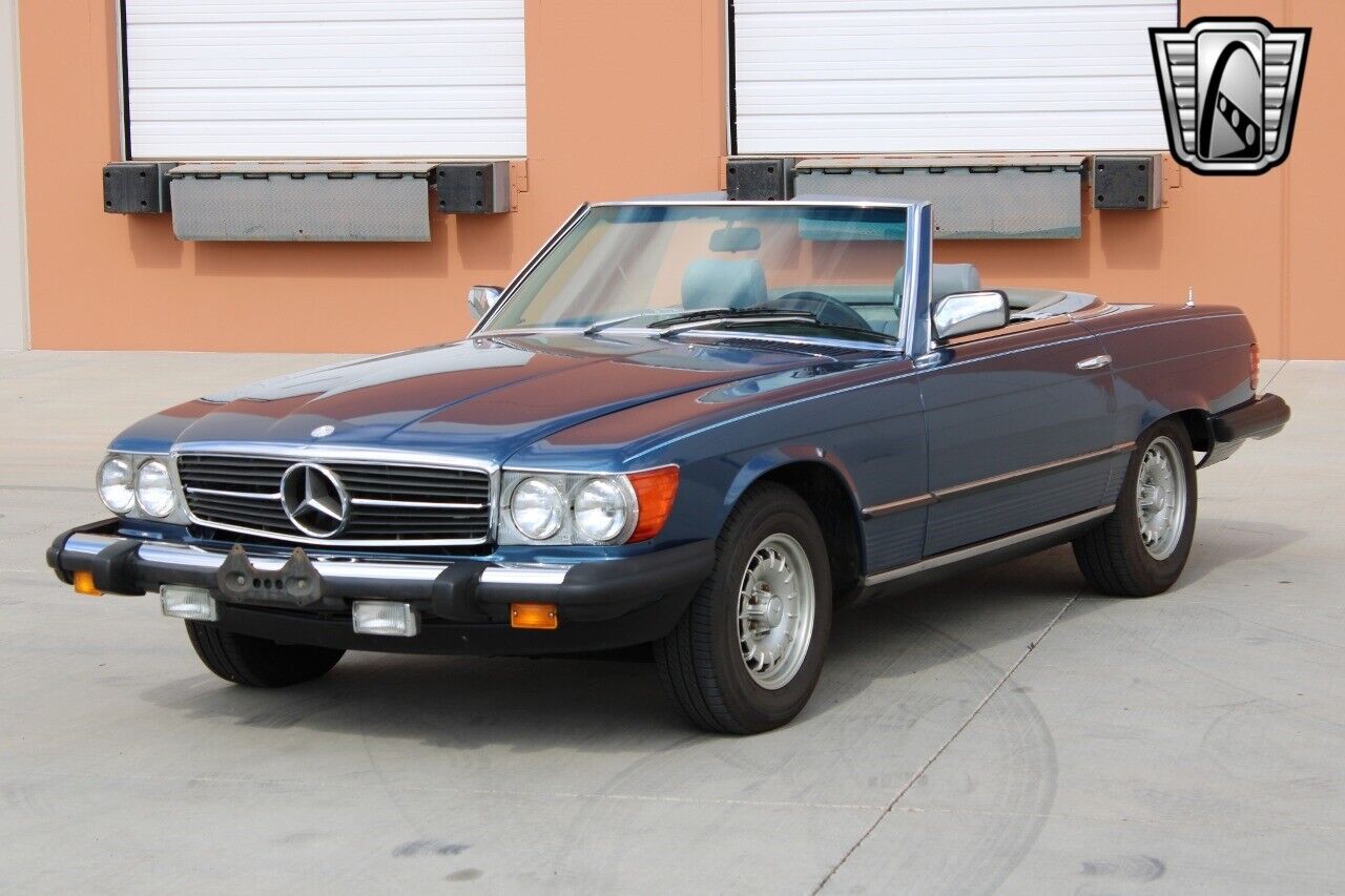 Mercedes-Benz-SL-Class-1981-10