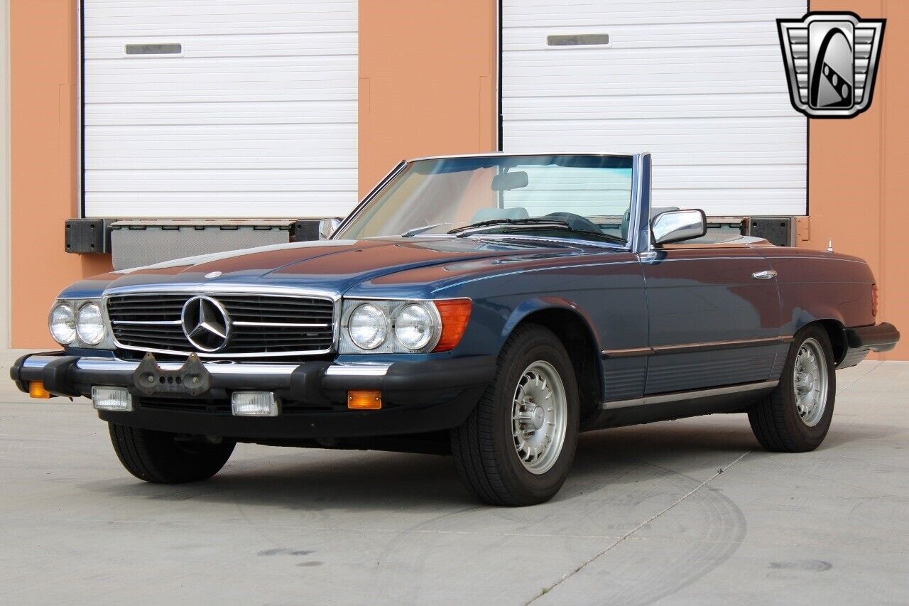 Mercedes-Benz-SL-Class-1981-11