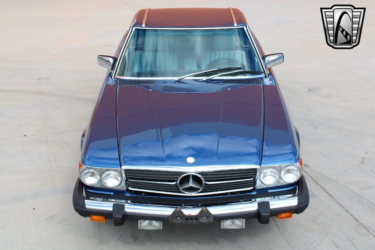 Mercedes-Benz-SL-Class-1981-3