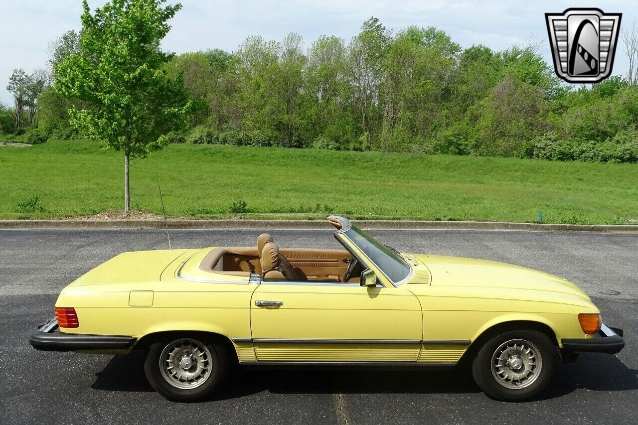 Mercedes-Benz-SL-Class-1982-5