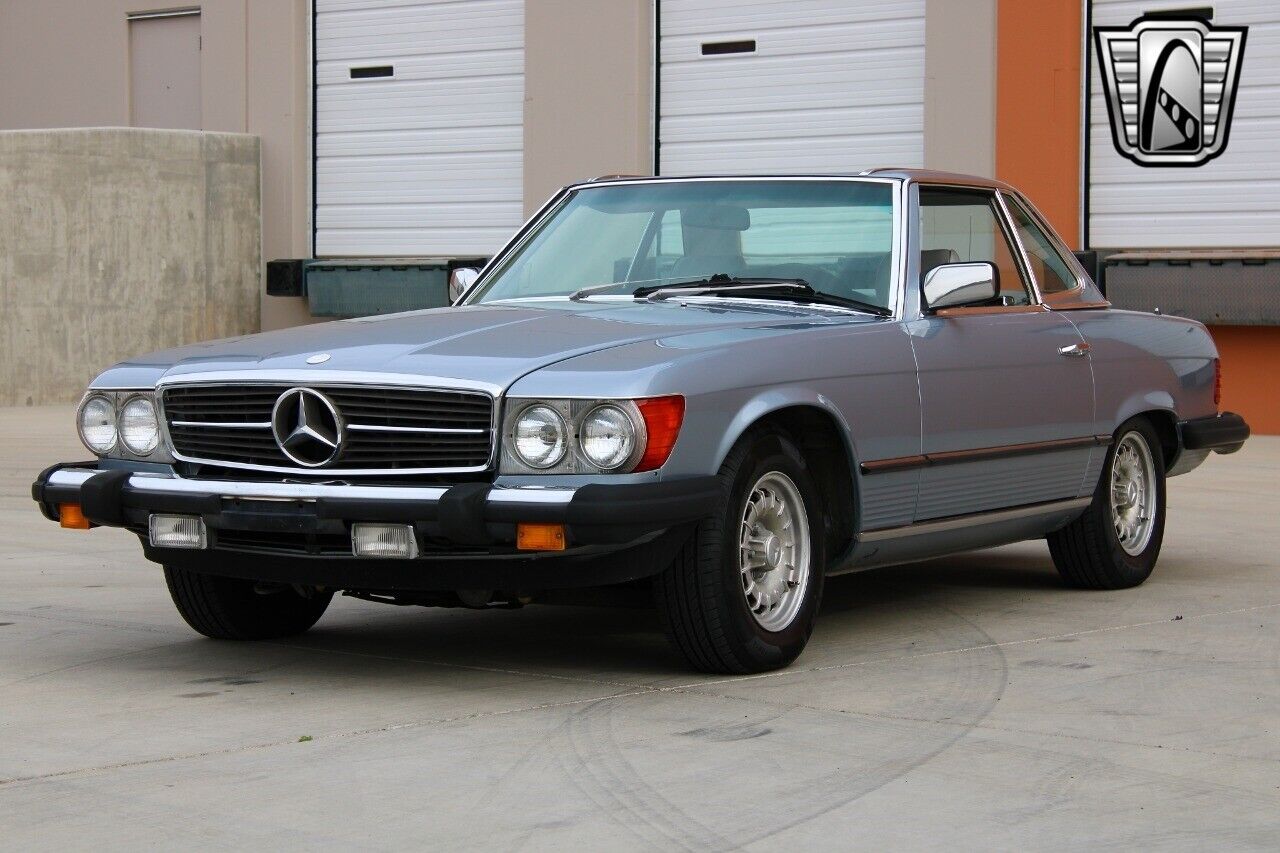 Mercedes-Benz-SL-Class-1984-4