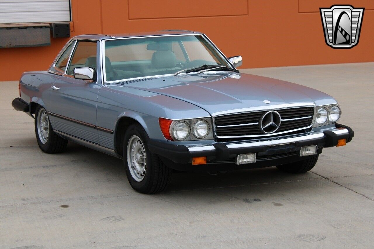 Mercedes-Benz-SL-Class-1984-7