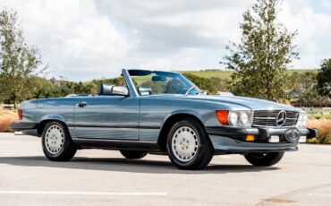 Mercedes-Benz-SL-Class-1989-1