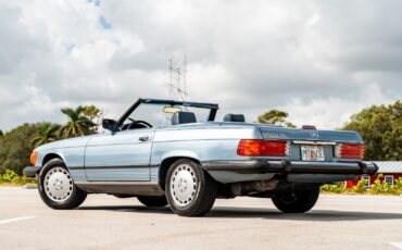 Mercedes-Benz-SL-Class-1989-12