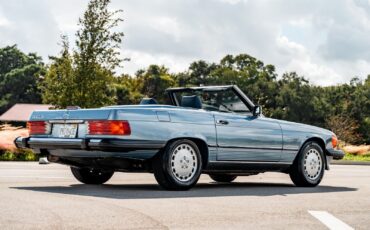 Mercedes-Benz-SL-Class-1989-7