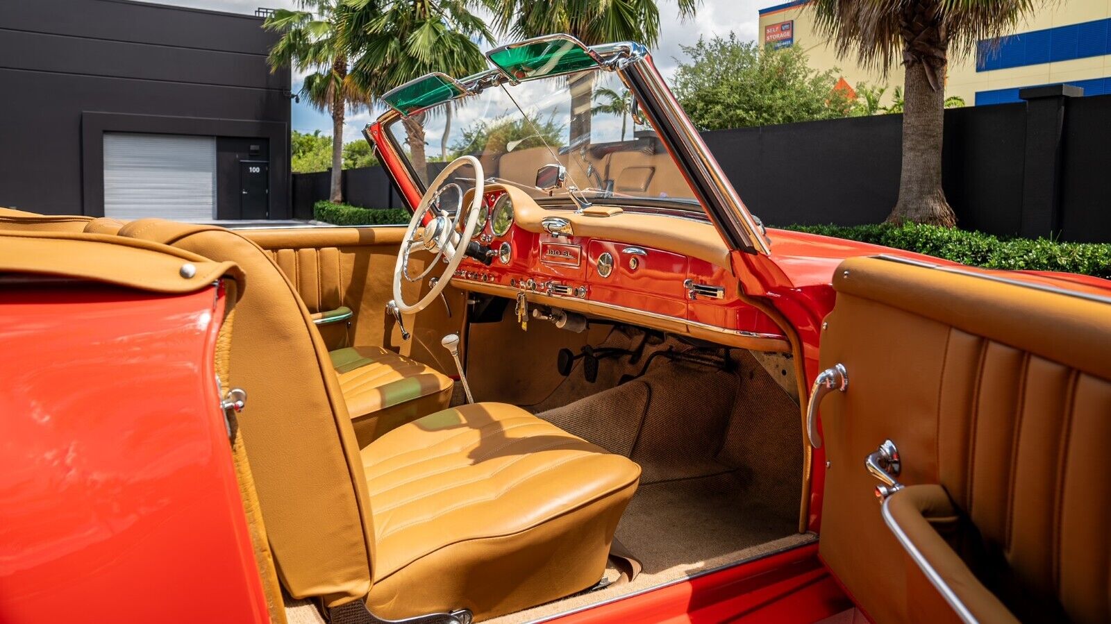 Mercedes-Benz-SL-Class-Cabriolet-1957-10