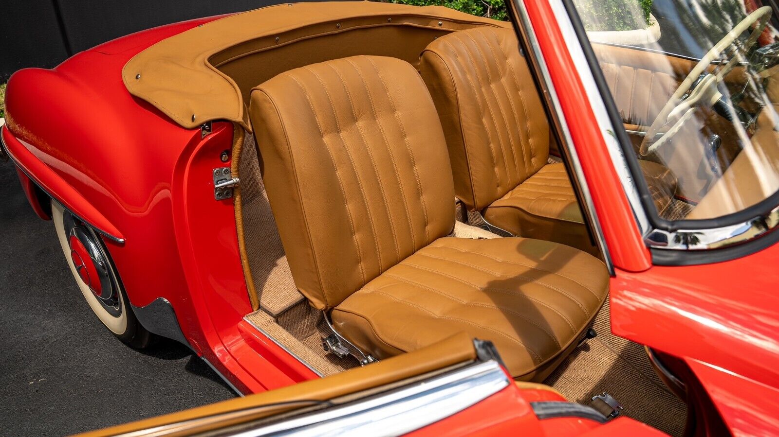 Mercedes-Benz-SL-Class-Cabriolet-1957-23