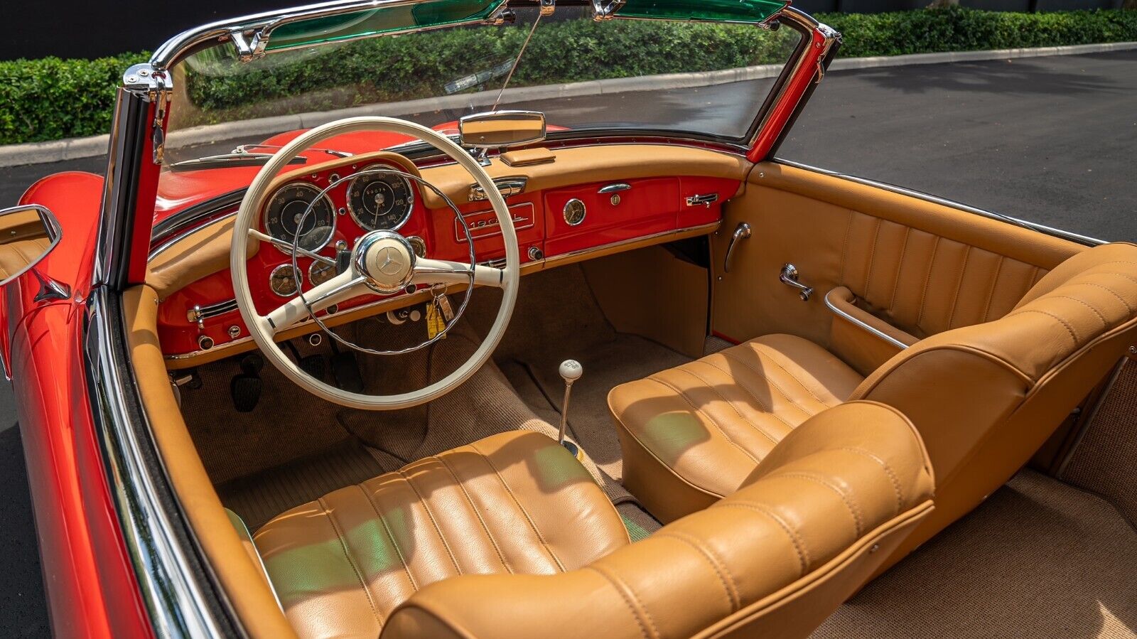 Mercedes-Benz-SL-Class-Cabriolet-1957-25